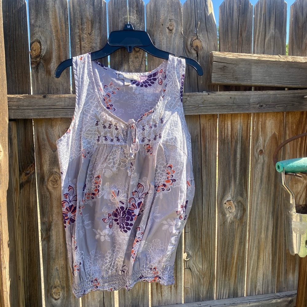 Cute spring top
